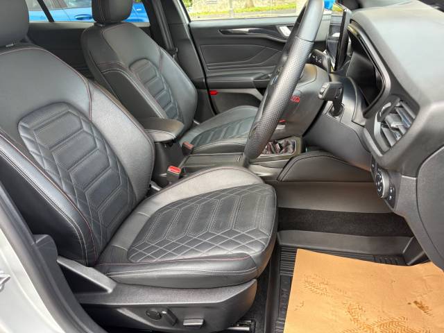 2022 Ford Focus 1.0 EcoBoost Hybrid mHEV 155 ST-Line Vignale 5dr