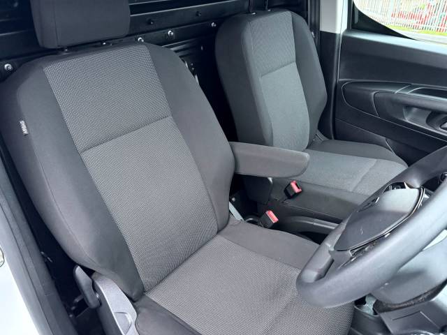 2024 Peugeot Partner 1.5 BlueHDi 100 Professional Van