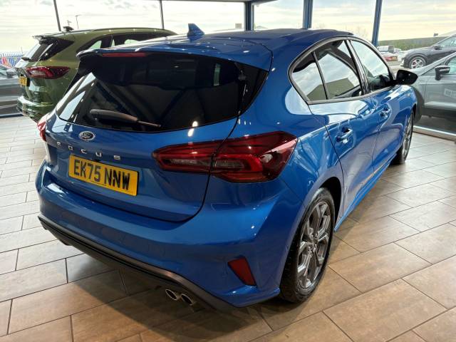 2025 Ford Focus 1.0 Hybrid mHEV ST-Line - Ford Direct