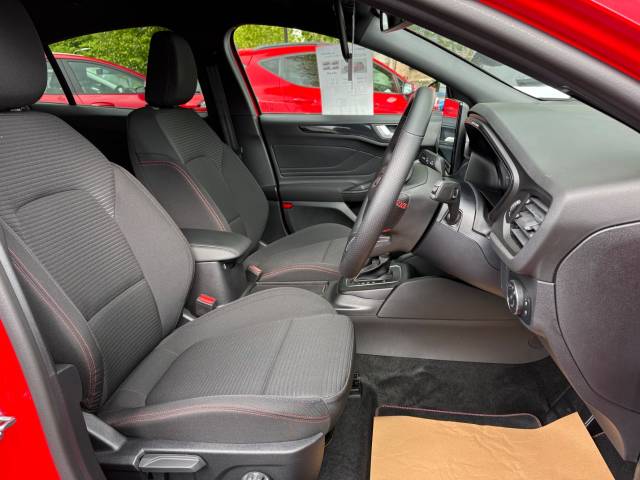 2025 Ford Focus 1.0 EcoBoost Hybrid mHEV 155 ST-Line 5dr Auto - FORD DIRECT