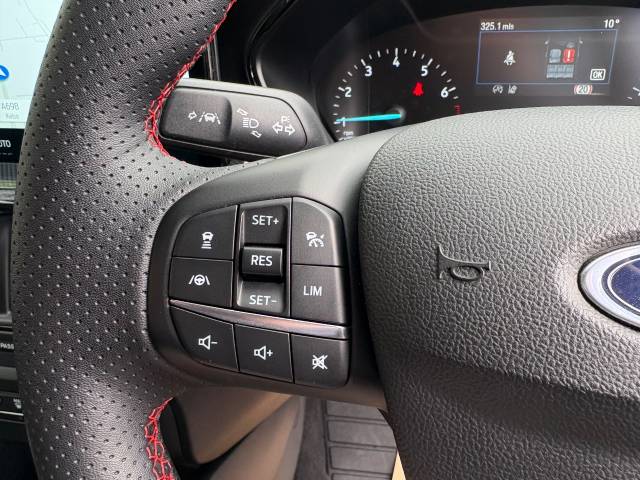 2025 Ford Focus 1.0 EcoBoost Hybrid mHEV 155 ST-Line 5dr Auto - FORD DIRECT