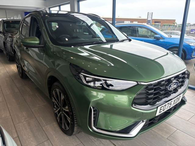 Ford Kuga 2.5 PHEV ST-Line X 5dr CVT Hatchback Petrol / Electric Hybrid Bursting Green