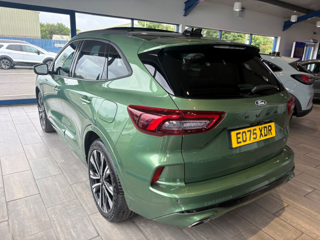 2025 Ford Kuga 2.5 PHEV ST-Line X 5dr CVT