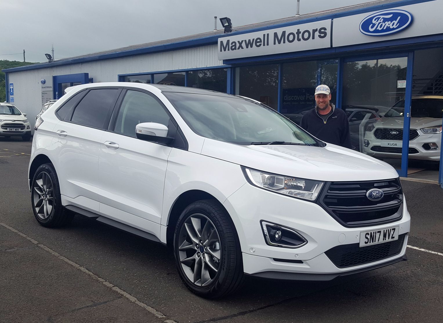 NEW FORD EDGE HEADS FOR DUNS...
